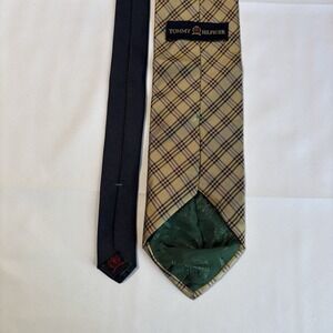 Tommy Hilfiger Men's Silk Plaid Neck Tie 58x3.5